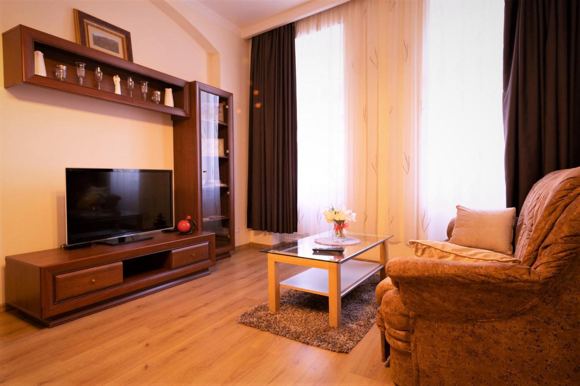 Apartmany U Tri Jehnatek Karlsbad Eksteriør billede